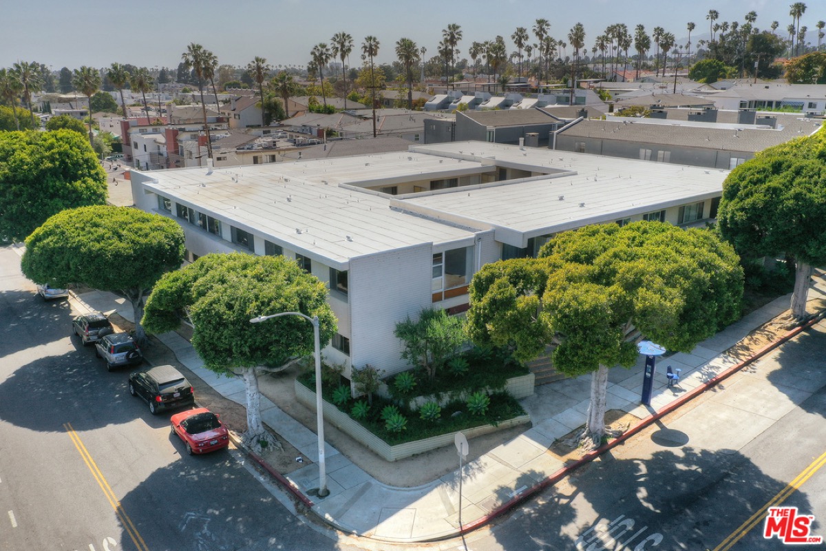 19 Units | Santa Monica