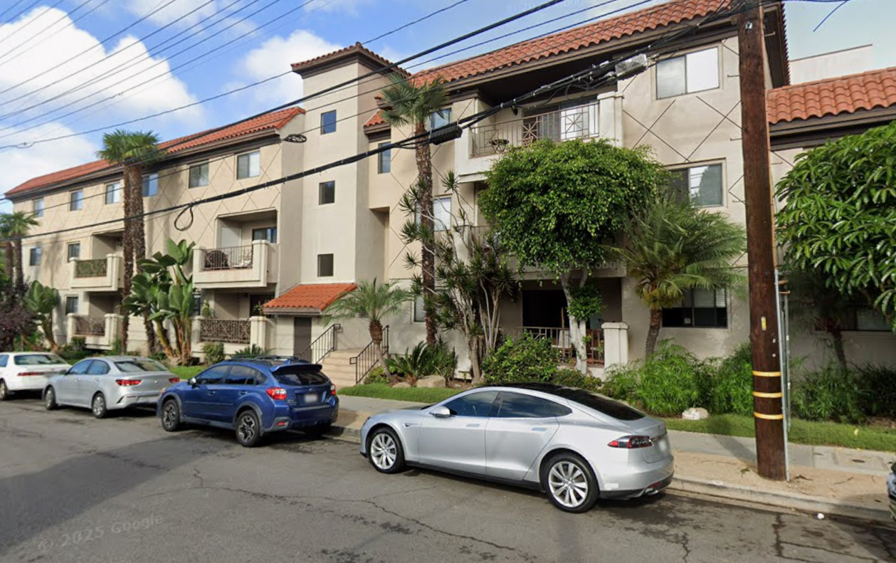 26 Units | West Los Angeles